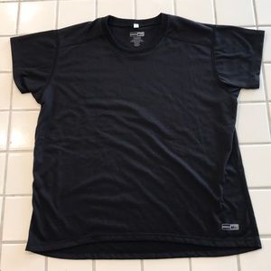 REI t-shirt. Black Large